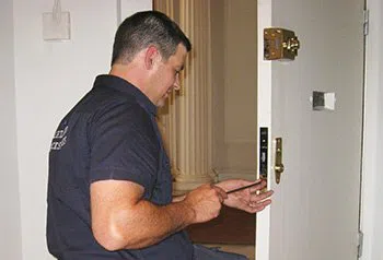 Logan Locksmith Shop Denver, CO 303-729-2365 - Expert-20Locksmith