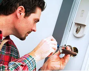 Logan Locksmith Shop Denver, CO 303-729-2365 - emergency-lockout